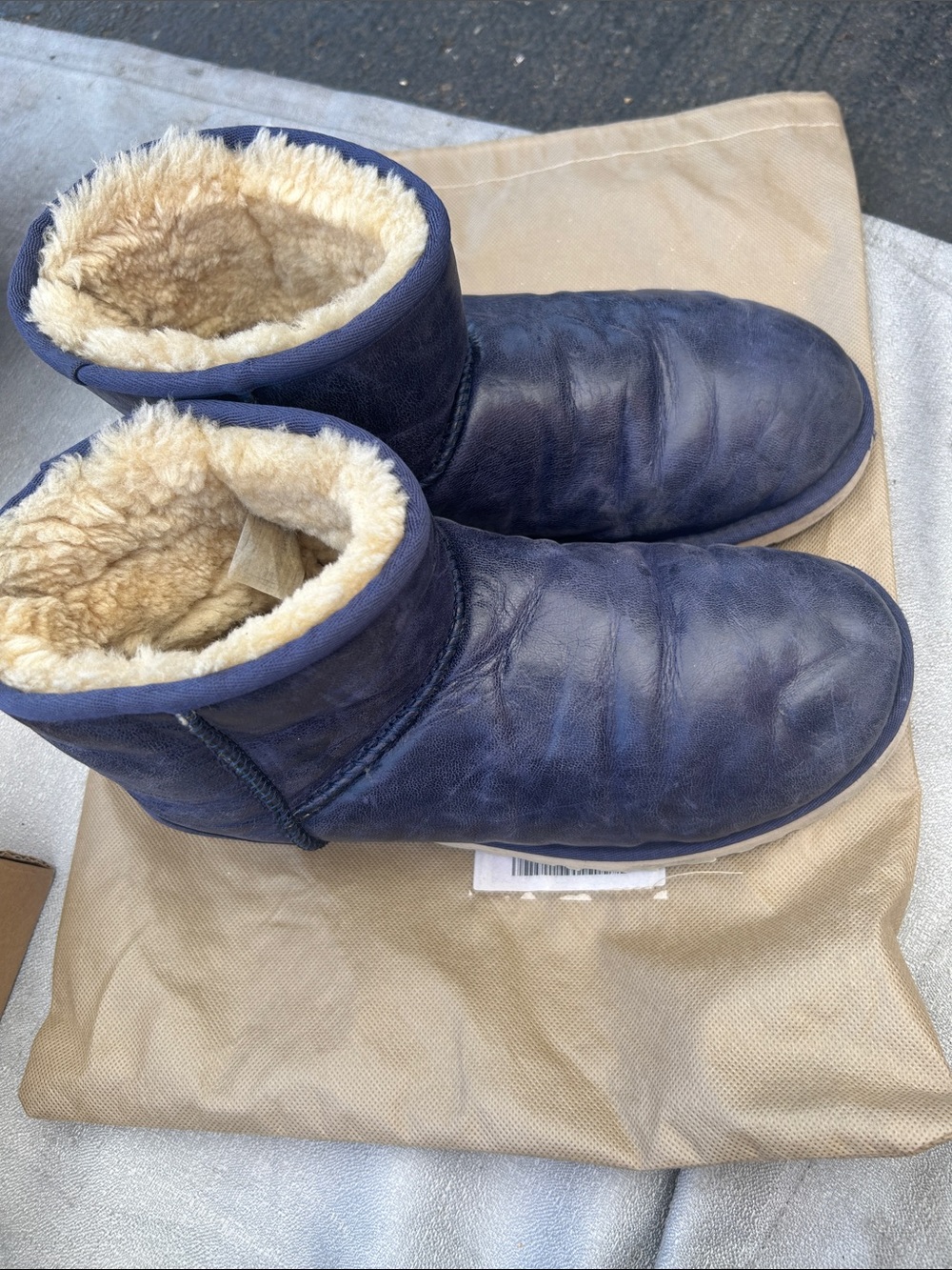 UGG Australia - Classic Mini Deco - Boots -Navy Shearling-Lined Ankle Boots